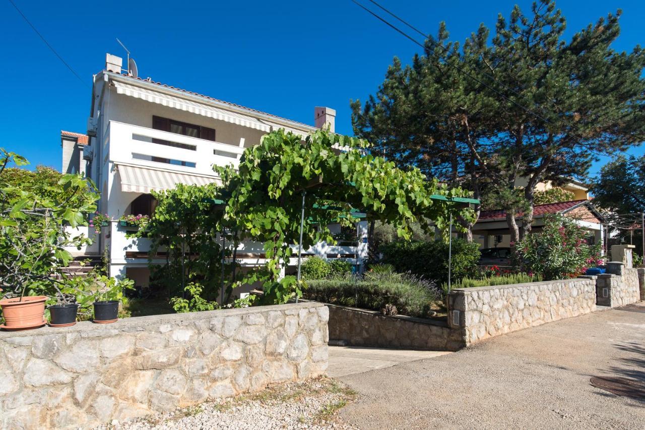 Apartmani Anita Punat Zewnętrze zdjęcie
