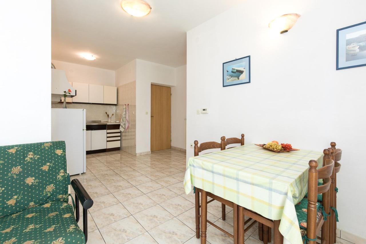 Apartmani Anita Punat Zewnętrze zdjęcie